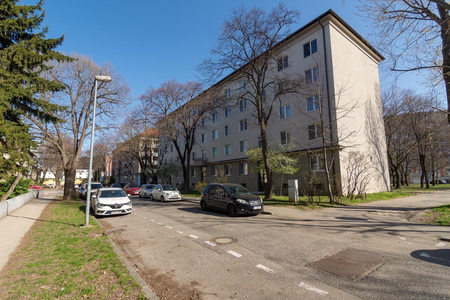 Apartment Anna Братислава Екстер'єр фото